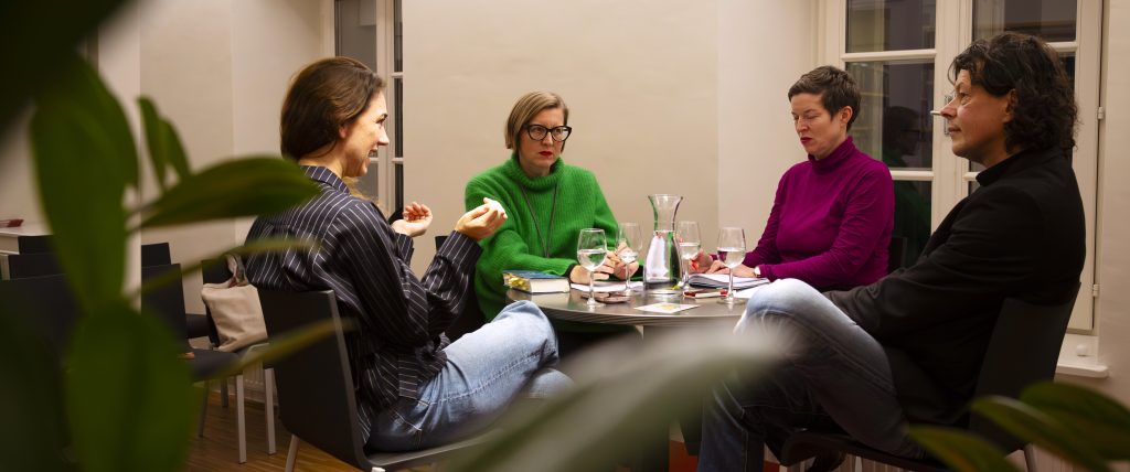 Astrid Kuffner, Nina Schedlmayer im Gespräch mit Thomas Sautner und Anna Höflich